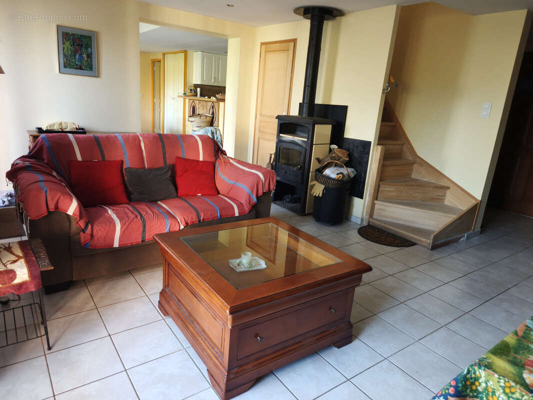 Maison à LA VESPIERE