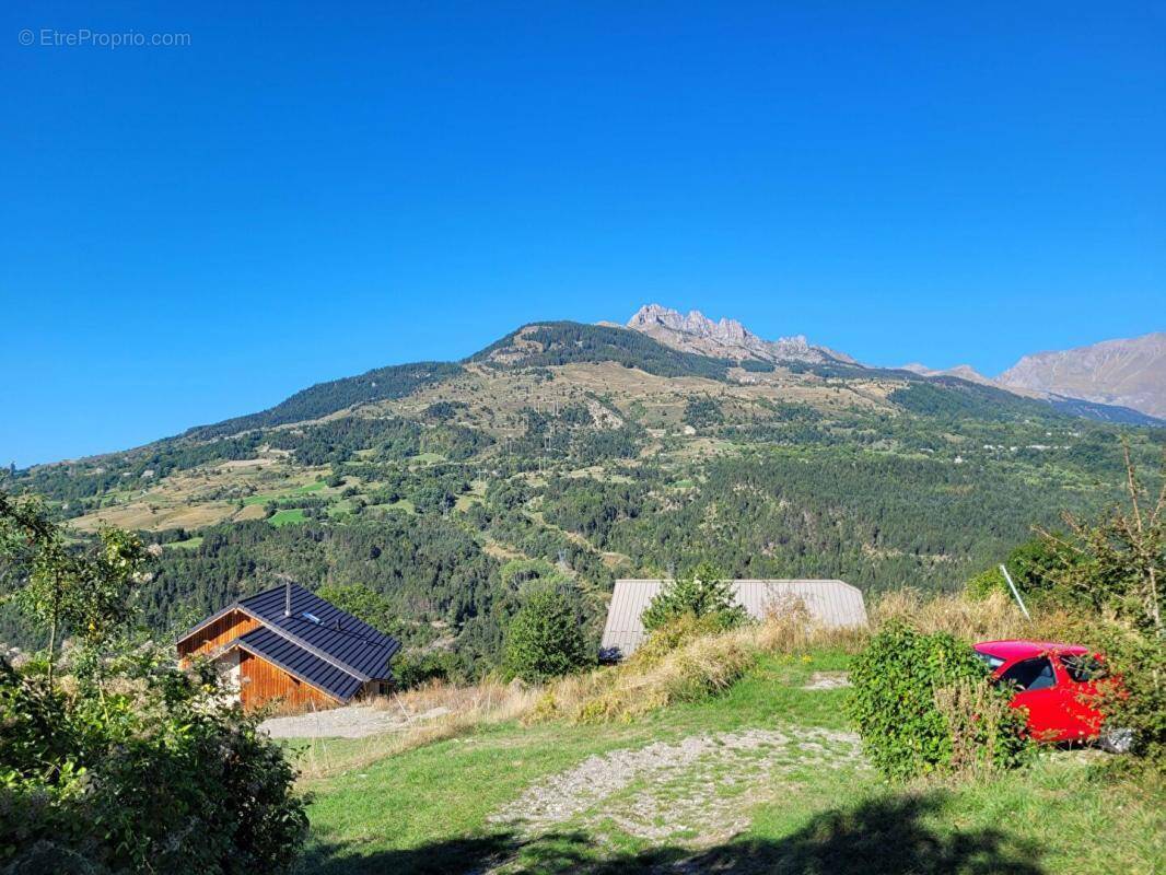 Terrain à PUY-SAINT-EUSEBE