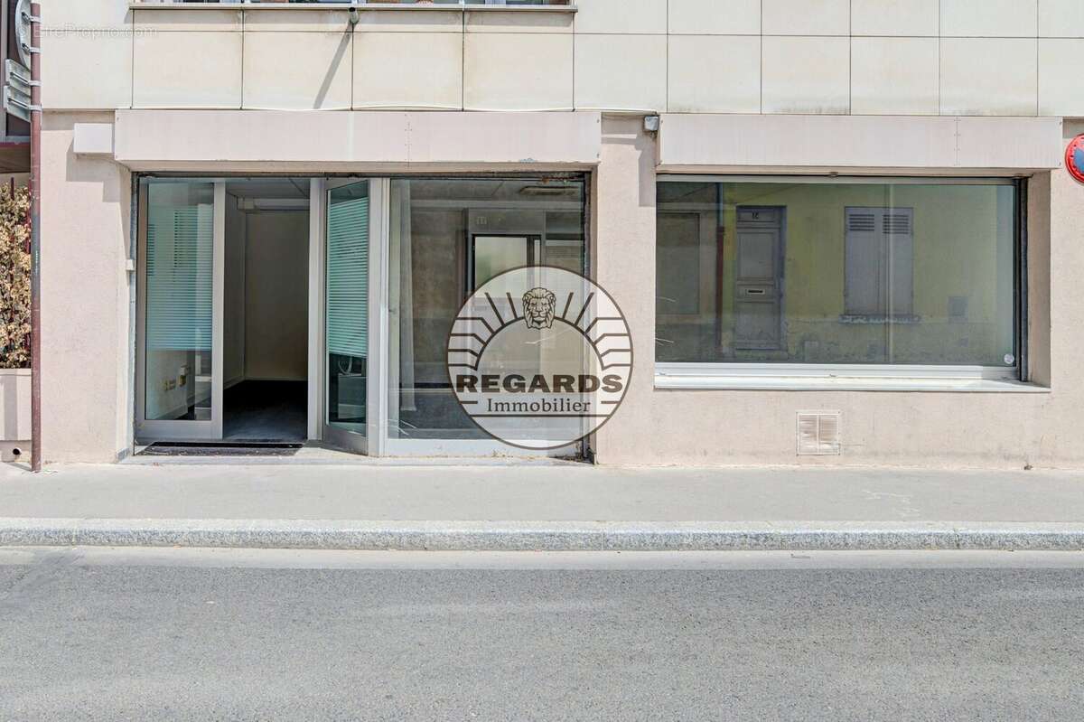 Commerce 63 m² à Paris-14e  - photo 9