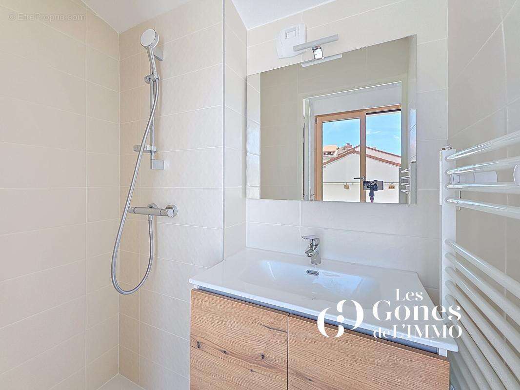 Appartement à LYON-9E