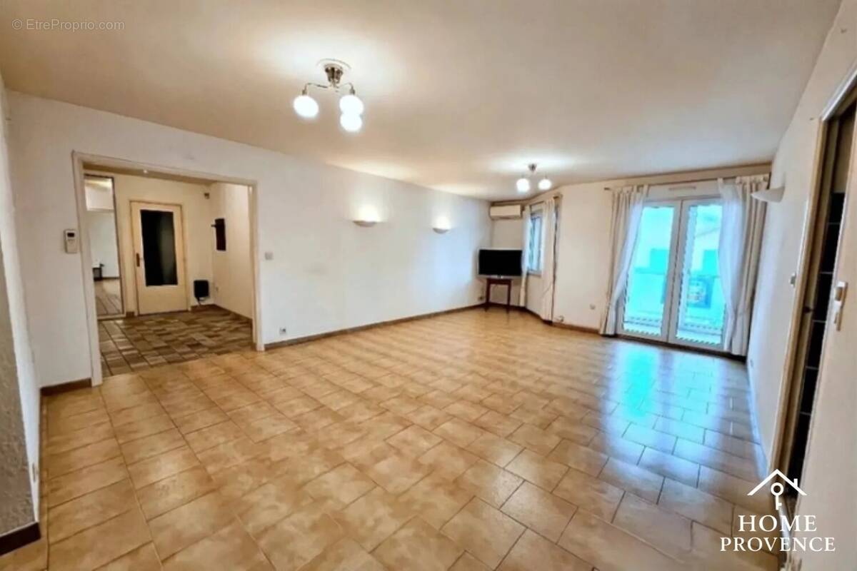 Appartement à SANARY-SUR-MER