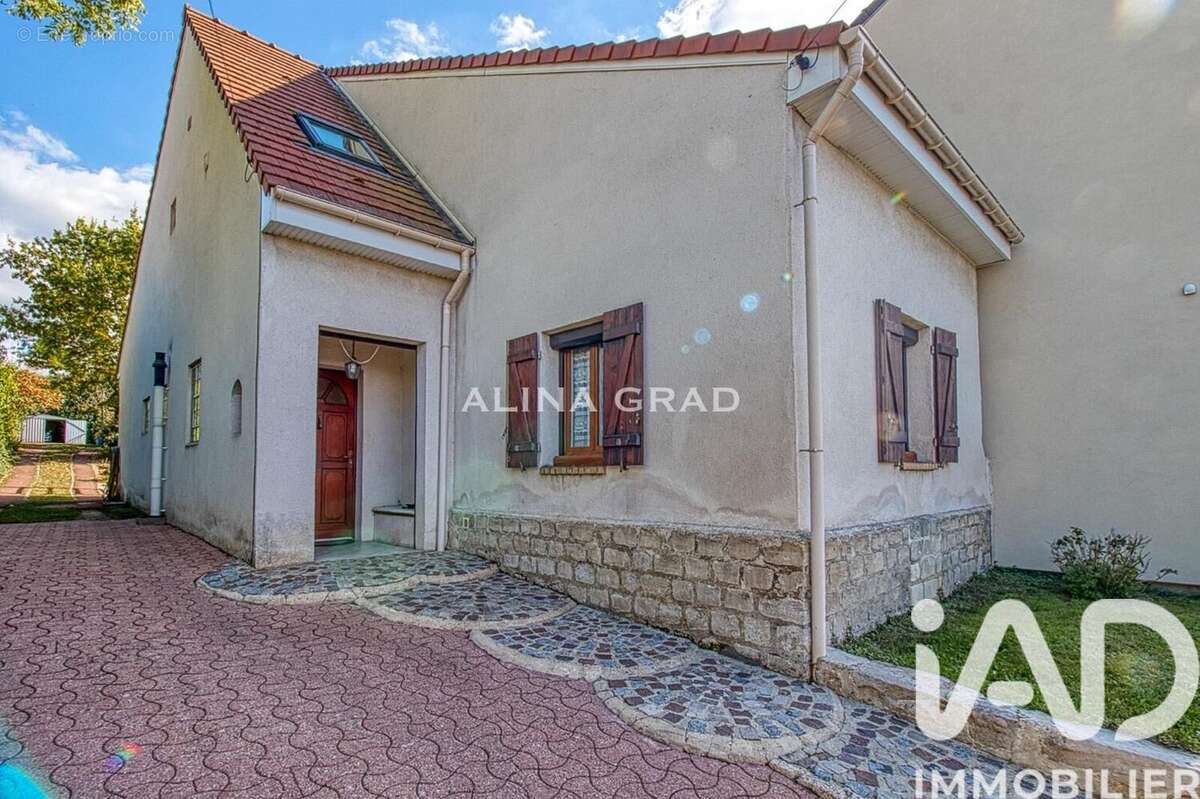 Photo 2 - Maison à PIERRELAYE