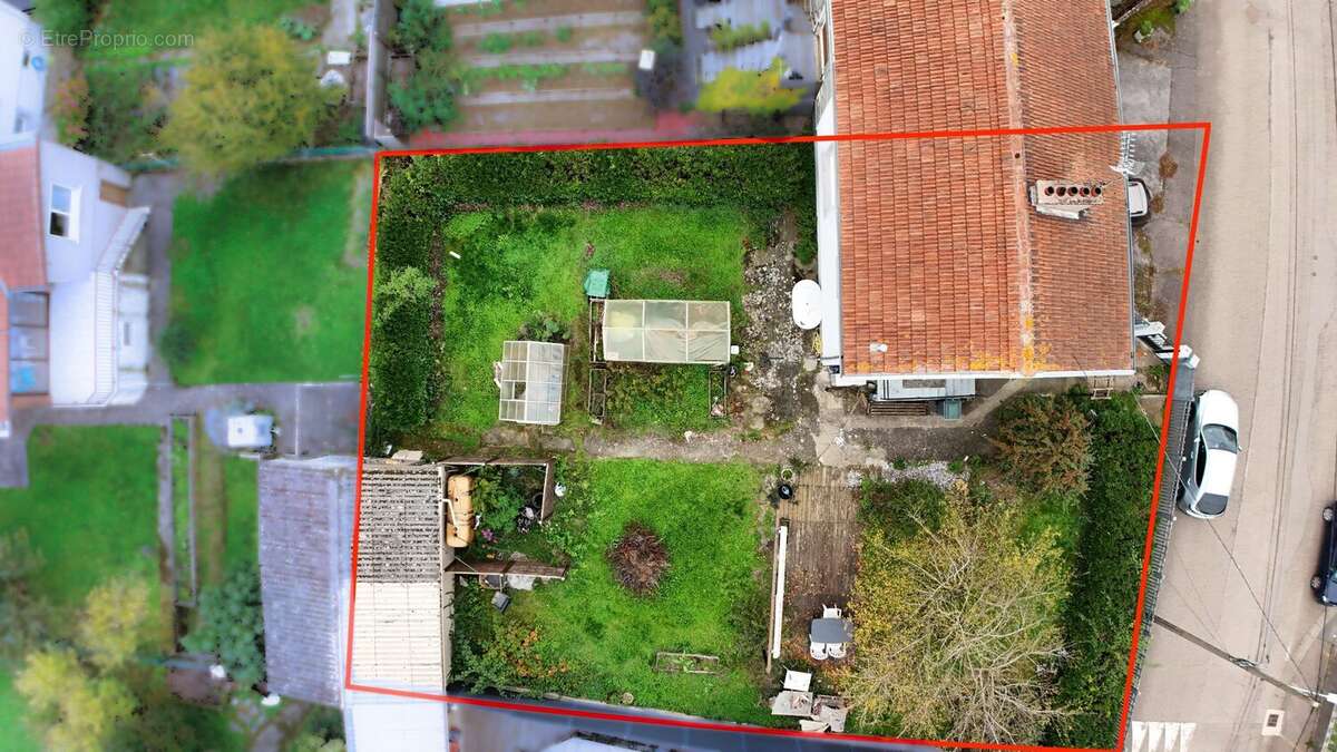 Maison à SAINTE-MARIE-AUX-CHENES