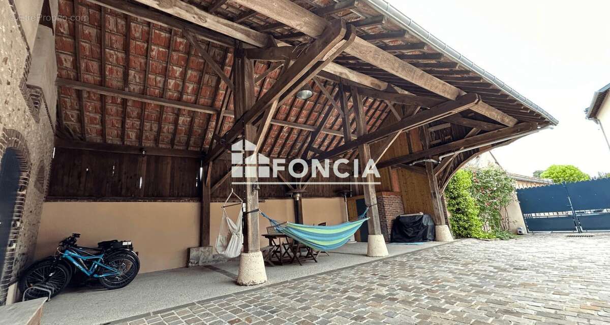 Maison à CHATEAUNEUF-EN-THYMERAIS