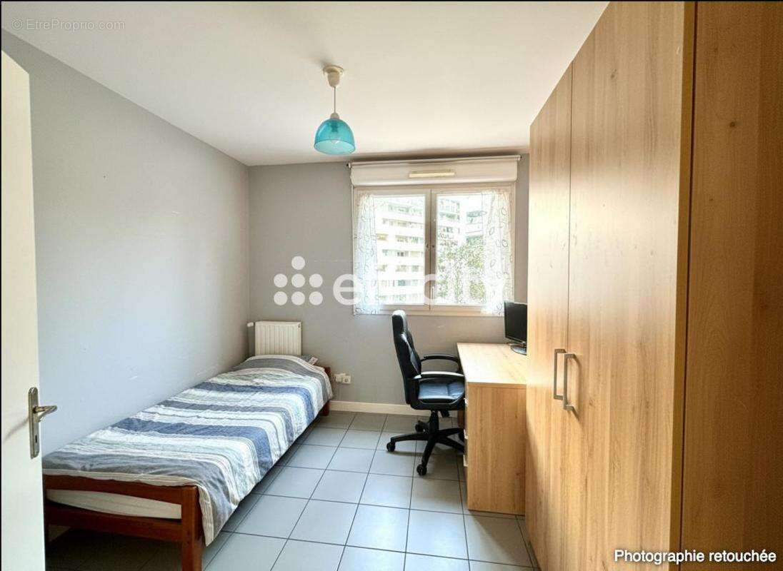 Appartement à MARSEILLE-3E
