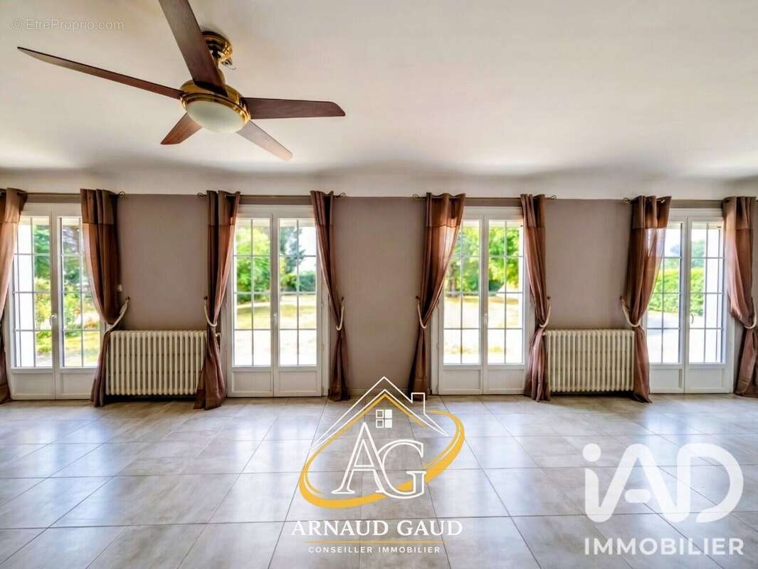 Maison 186 m² à Montauban  - photo 2
