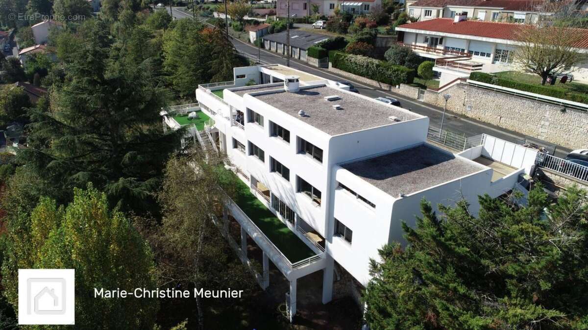 Maison à FONTENAY-LE-COMTE
