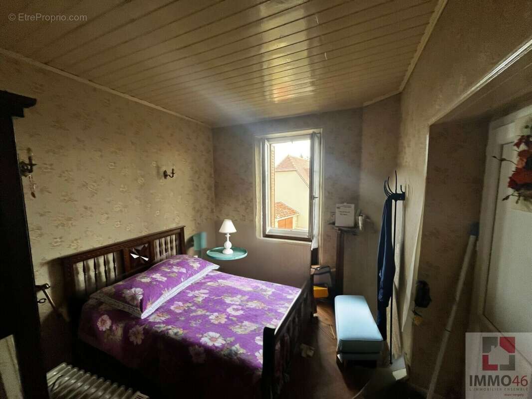 Maison à LOUBRESSAC