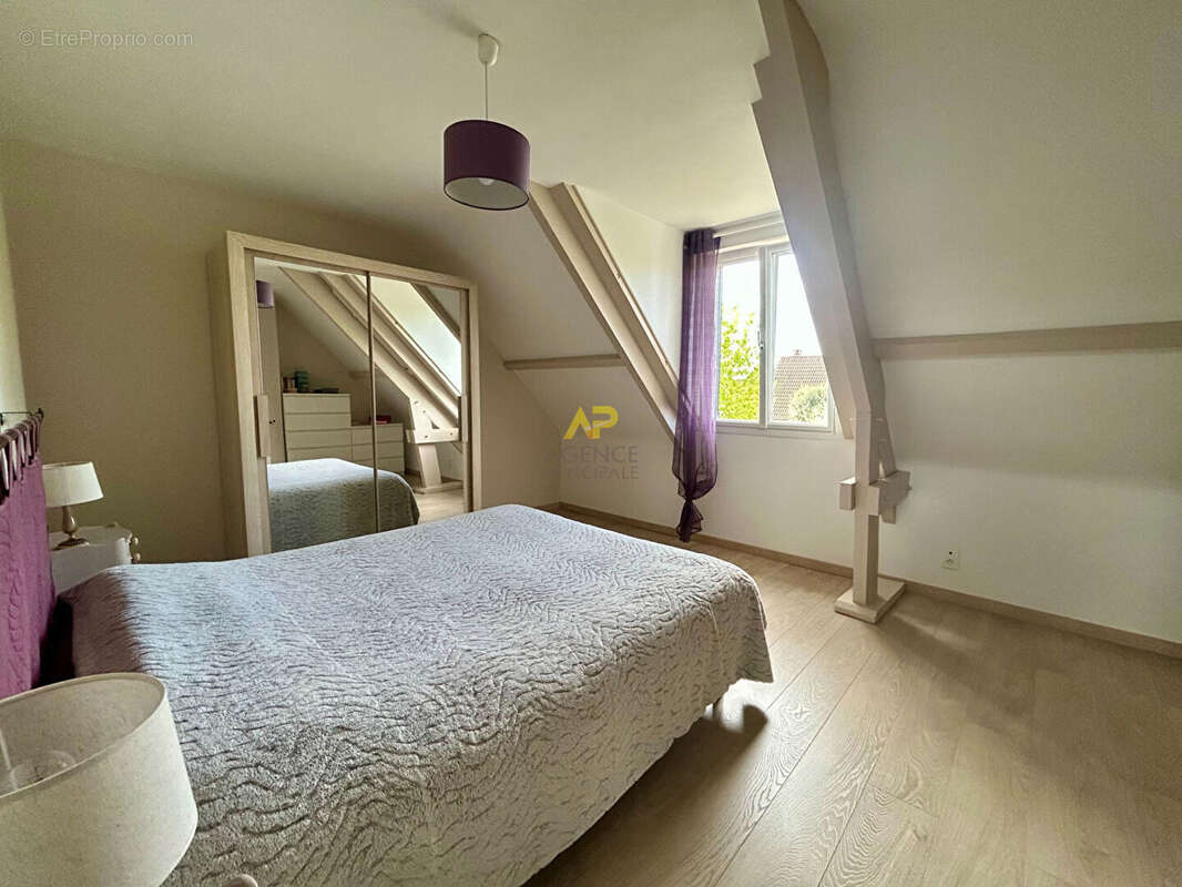 Maison à CORMEILLES-EN-PARISIS