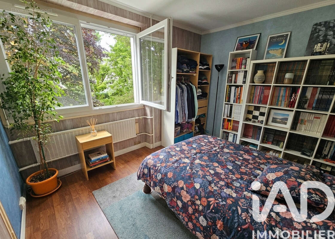 Photo 4 - Appartement à L'ISLE-ADAM