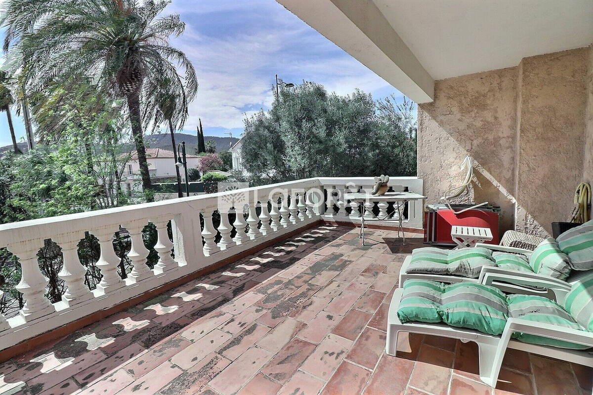 Maison à HYERES