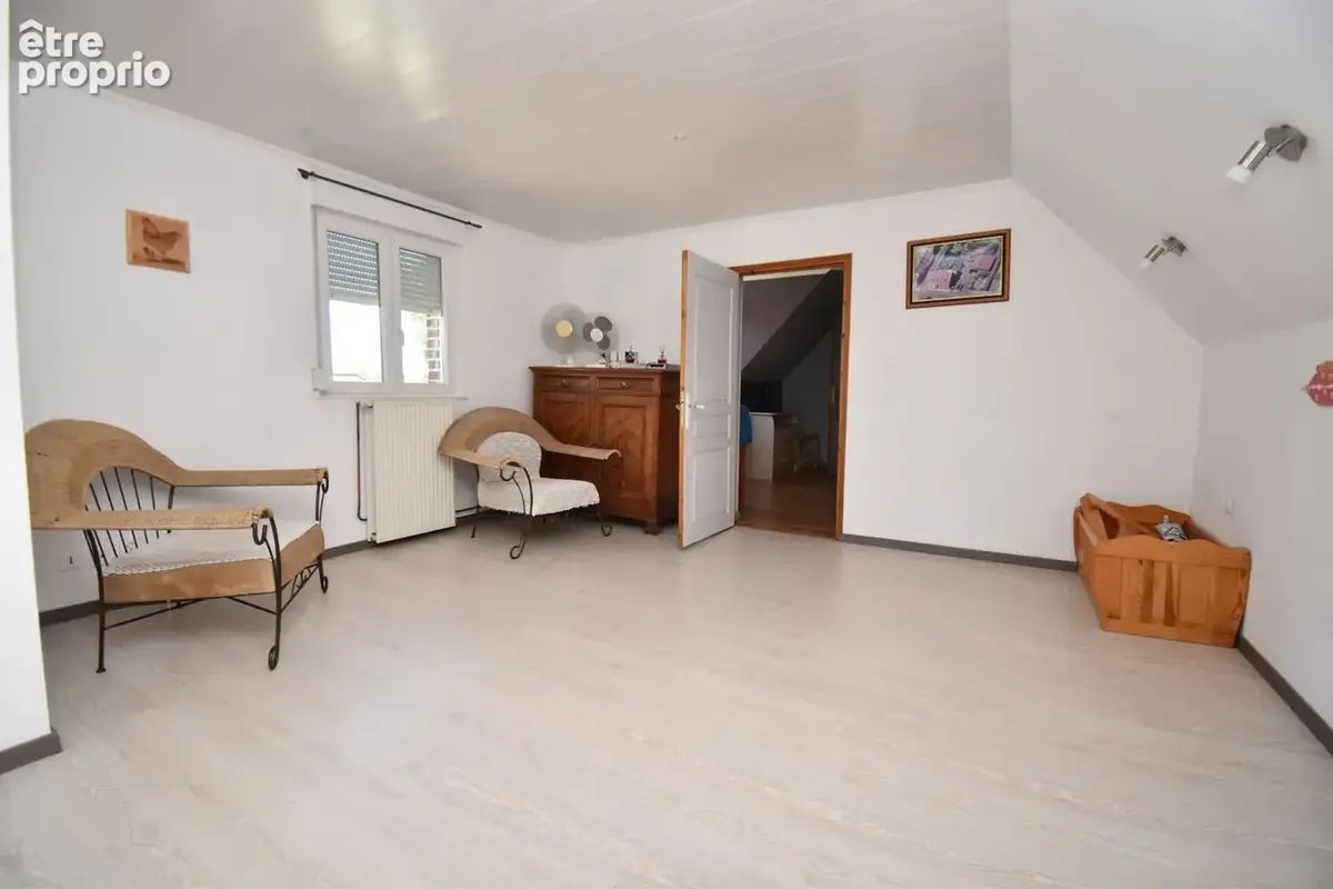 Maison 216 m² à Bertry  - photo 8
