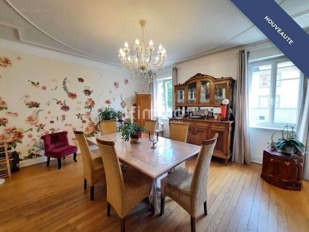 Maison bourgeoise 200m² avec jardin, 7pcs, 5 chambres - photo 7