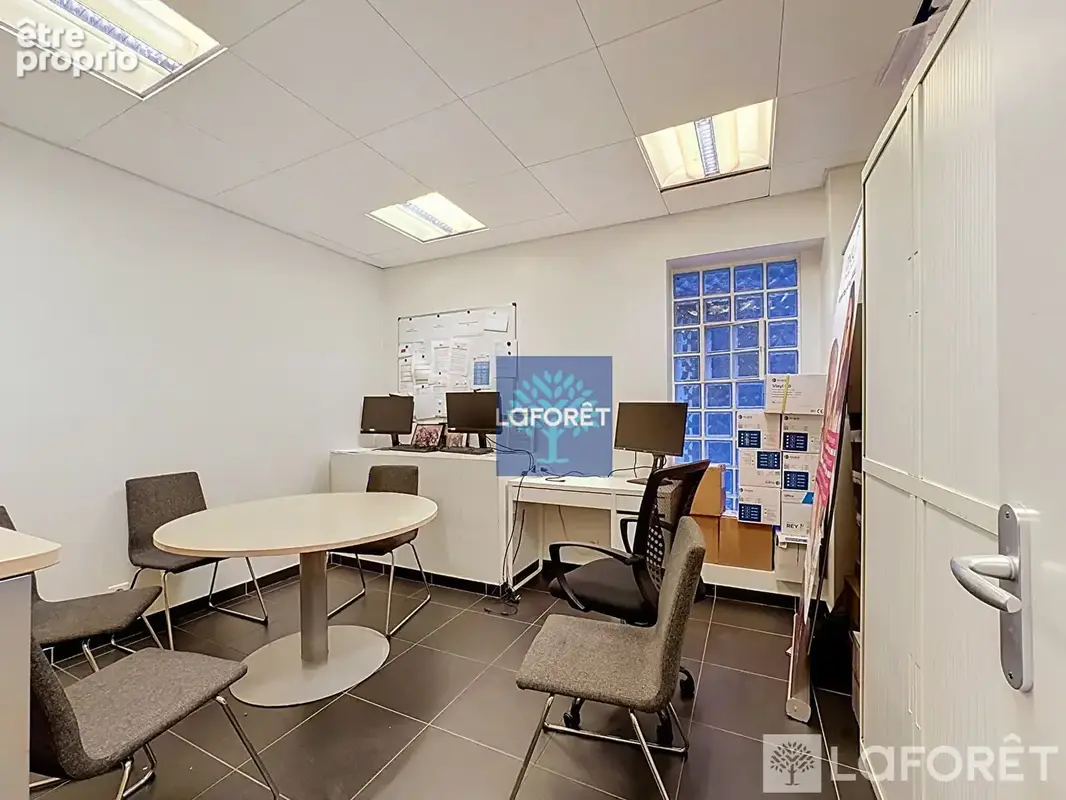 Local commercial Vincennes 65m² avec locataire - photo 3