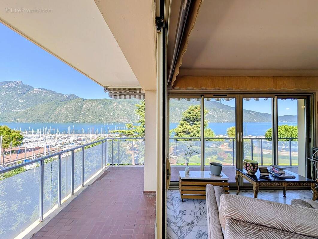 Appartement à AIX-LES-BAINS