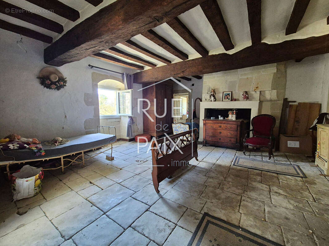 Maison à LES TROIS-MOUTIERS