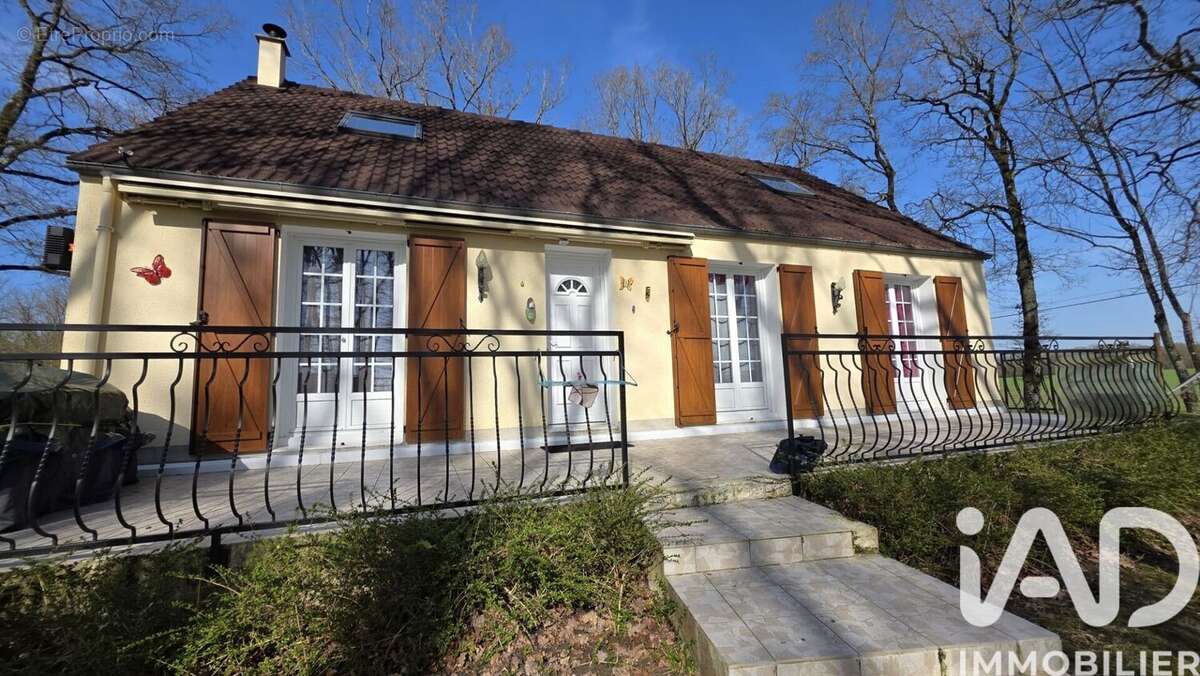 Photo 2 - Maison à SAINT-GERMAIN-DES-PRES