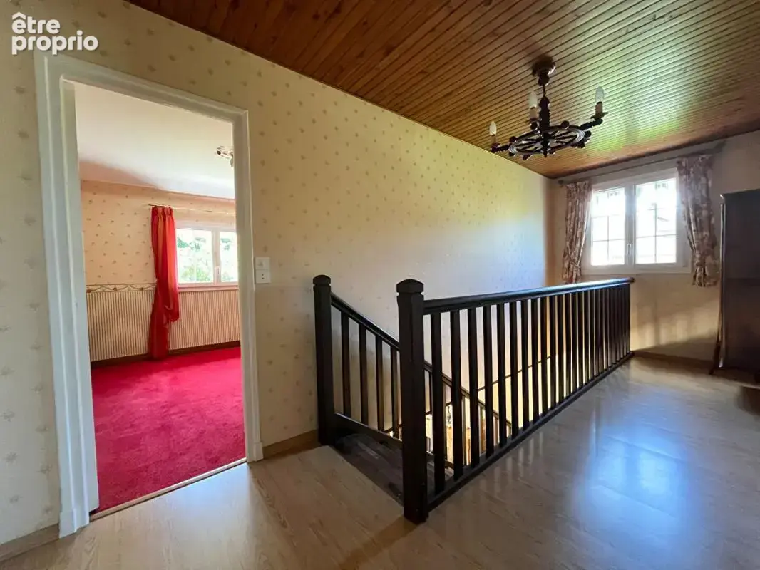 Maison à Noyon 6 pièce(s) 137 m²  - Sous-Sol total et jardin - photo 12