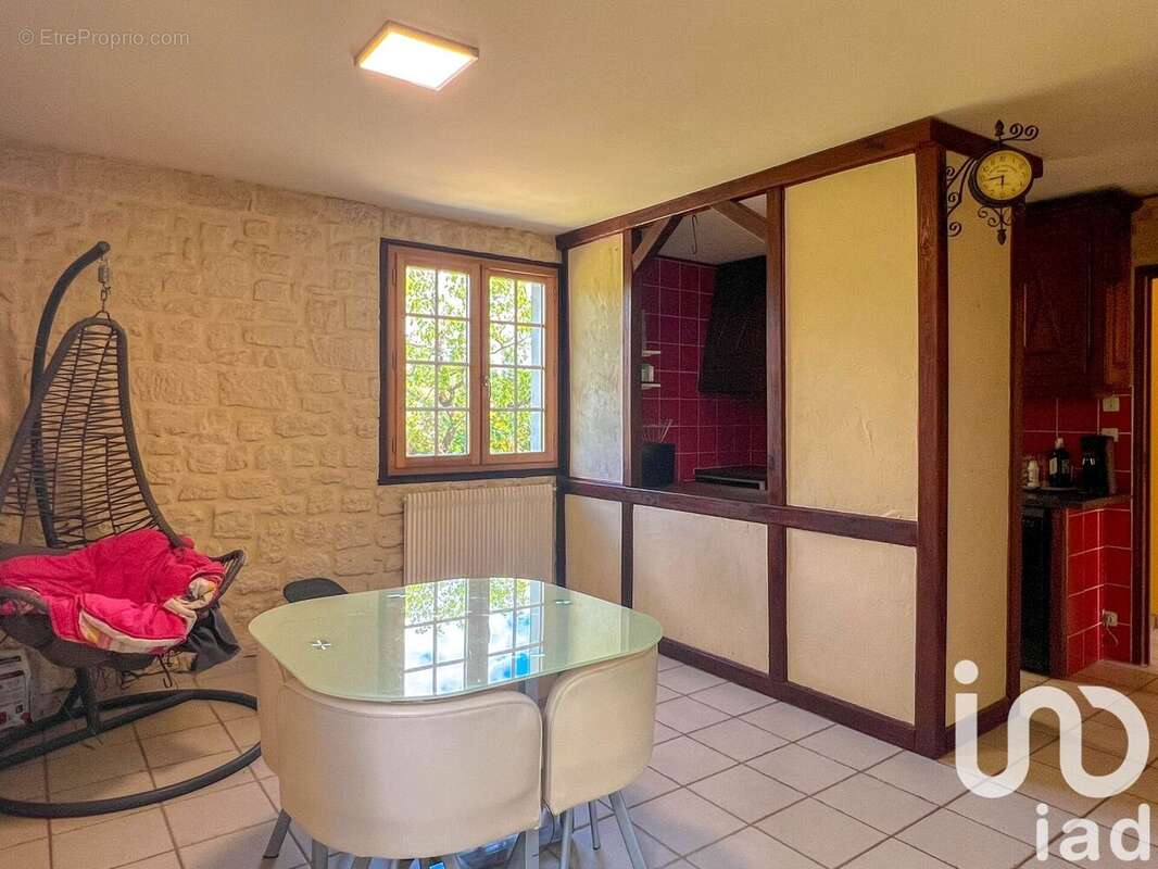 Maison 98 m² à Saint-Martin-De-Lenne  - photo 9