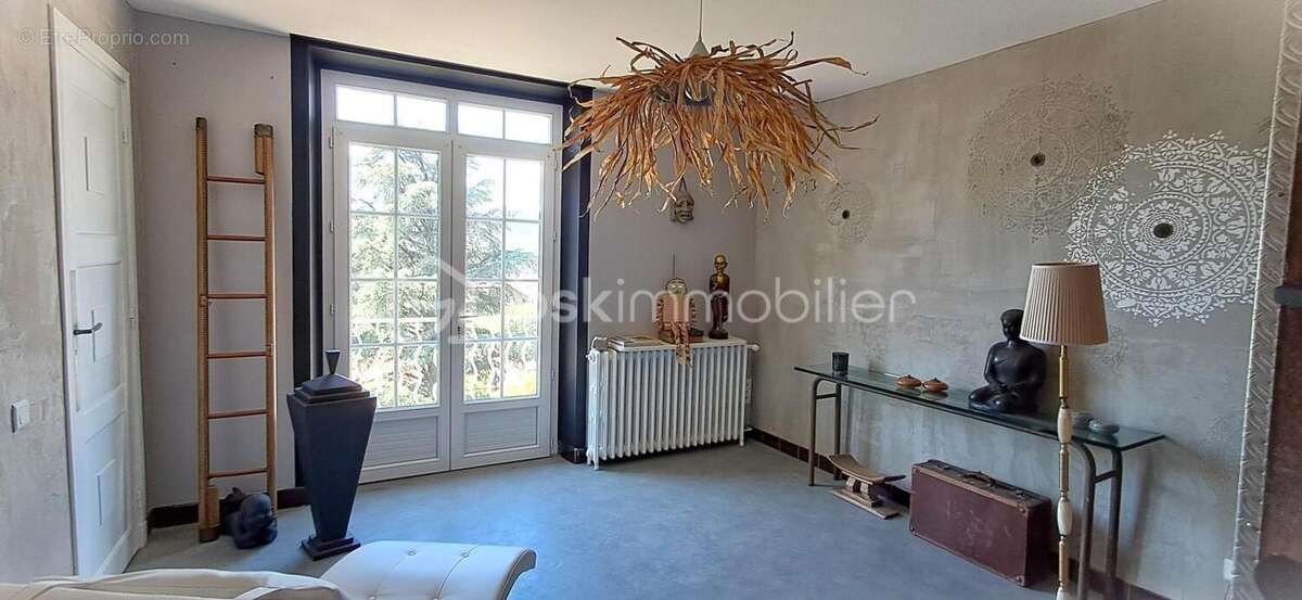 Elégante demeure de charme, aux pieds des Cévennes, avec piscine et vue dégagée - photo 21