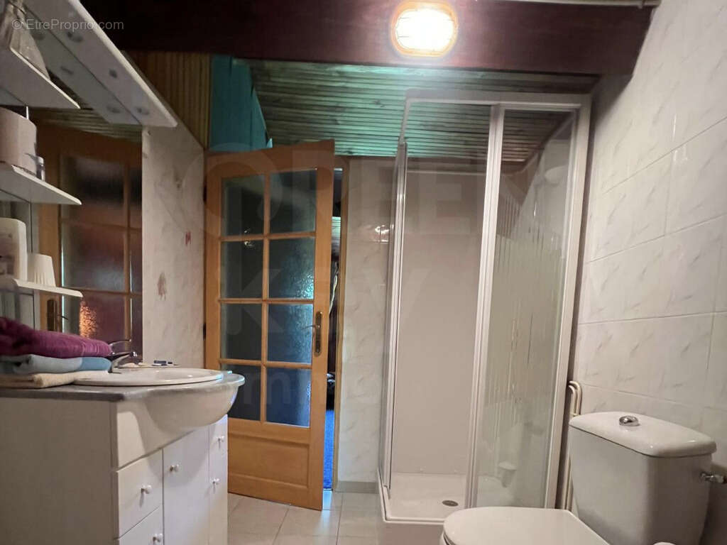 Maison à SAINT-MARTIN-DES-CHAMPS