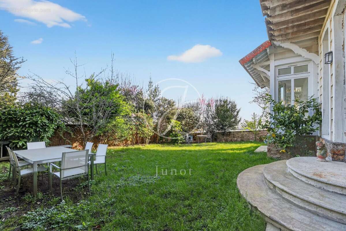 Appartement à MEUDON