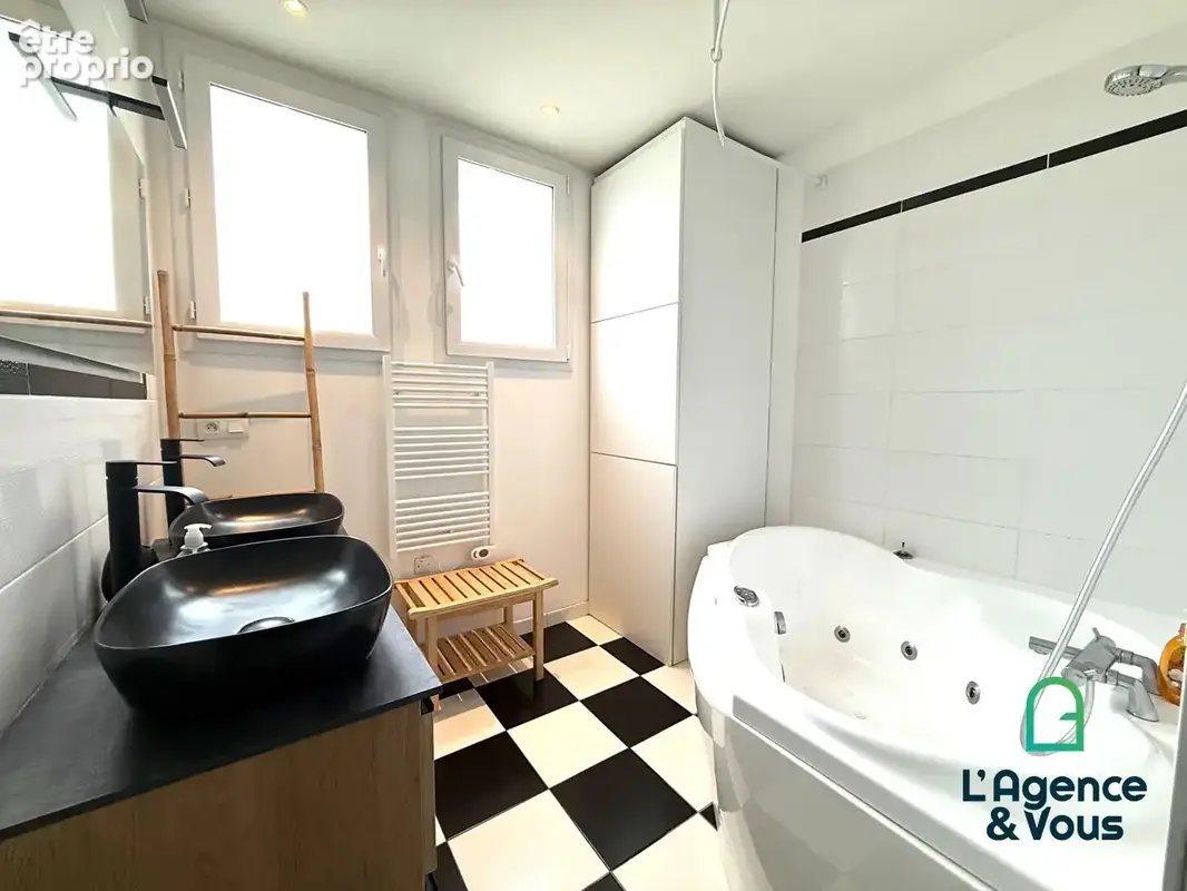 Rare à Lorient centre-ville - Appartement 3 chambres avec jardin privatif et jacuzzi - photo 4