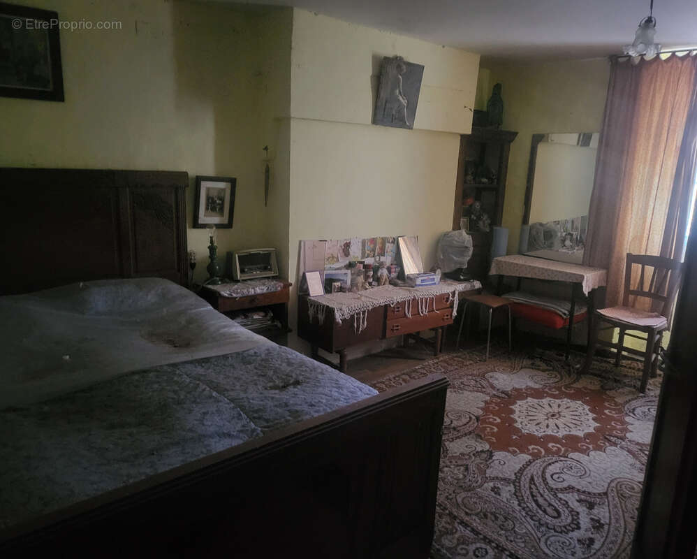 Maison à DOMPIERRE-LES-EGLISES