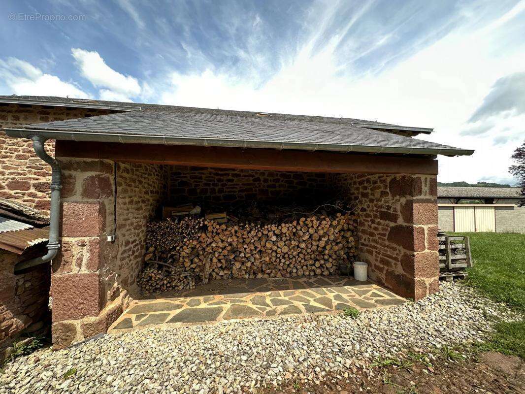 Maison à SAINT-CHRISTOPHE-VALLON