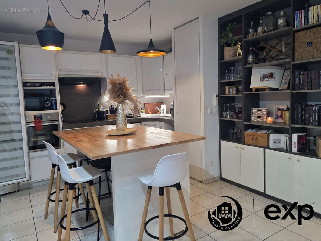 Appartement à VAULX-EN-VELIN