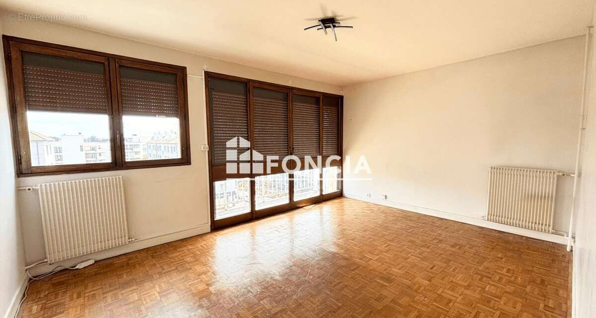 Appartement à ERMONT