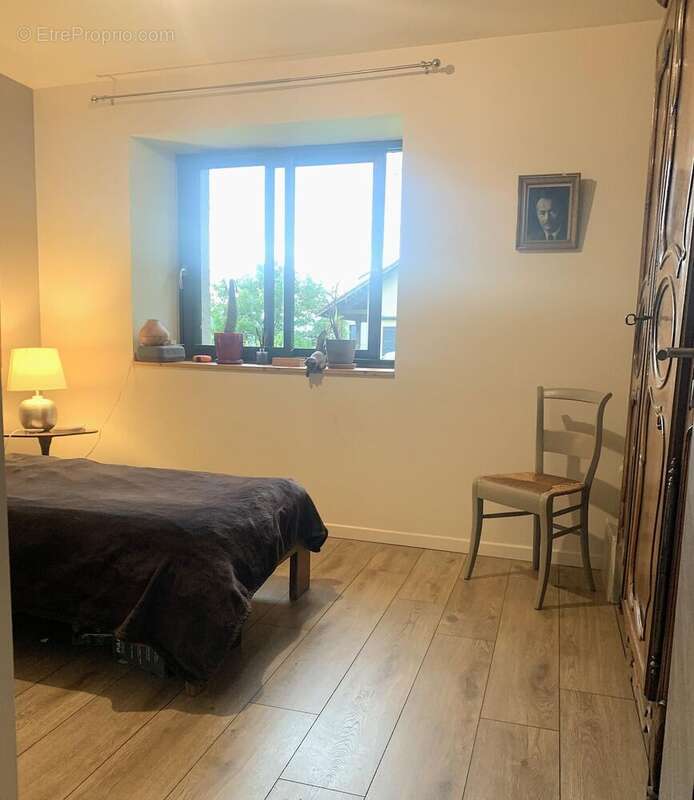 Photo 9 - Appartement à PUGNY-CHATENOD