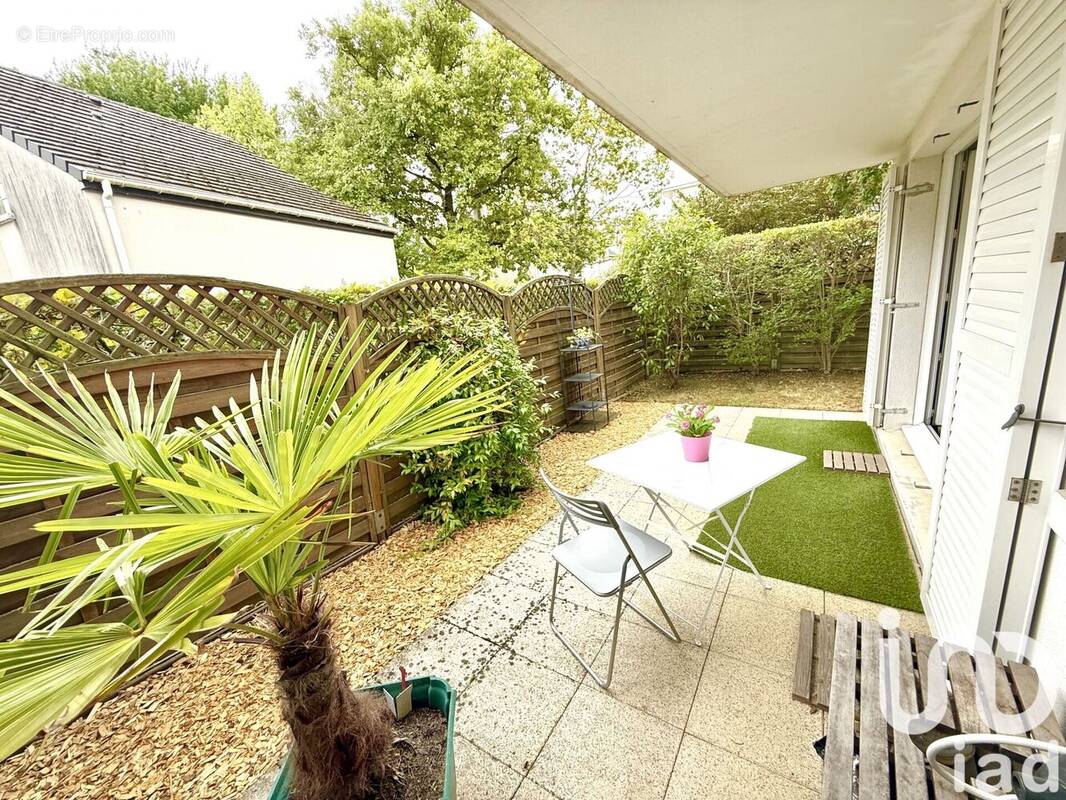 Photo 1 - Appartement à SAINTE-GENEVIEVE-DES-BOIS