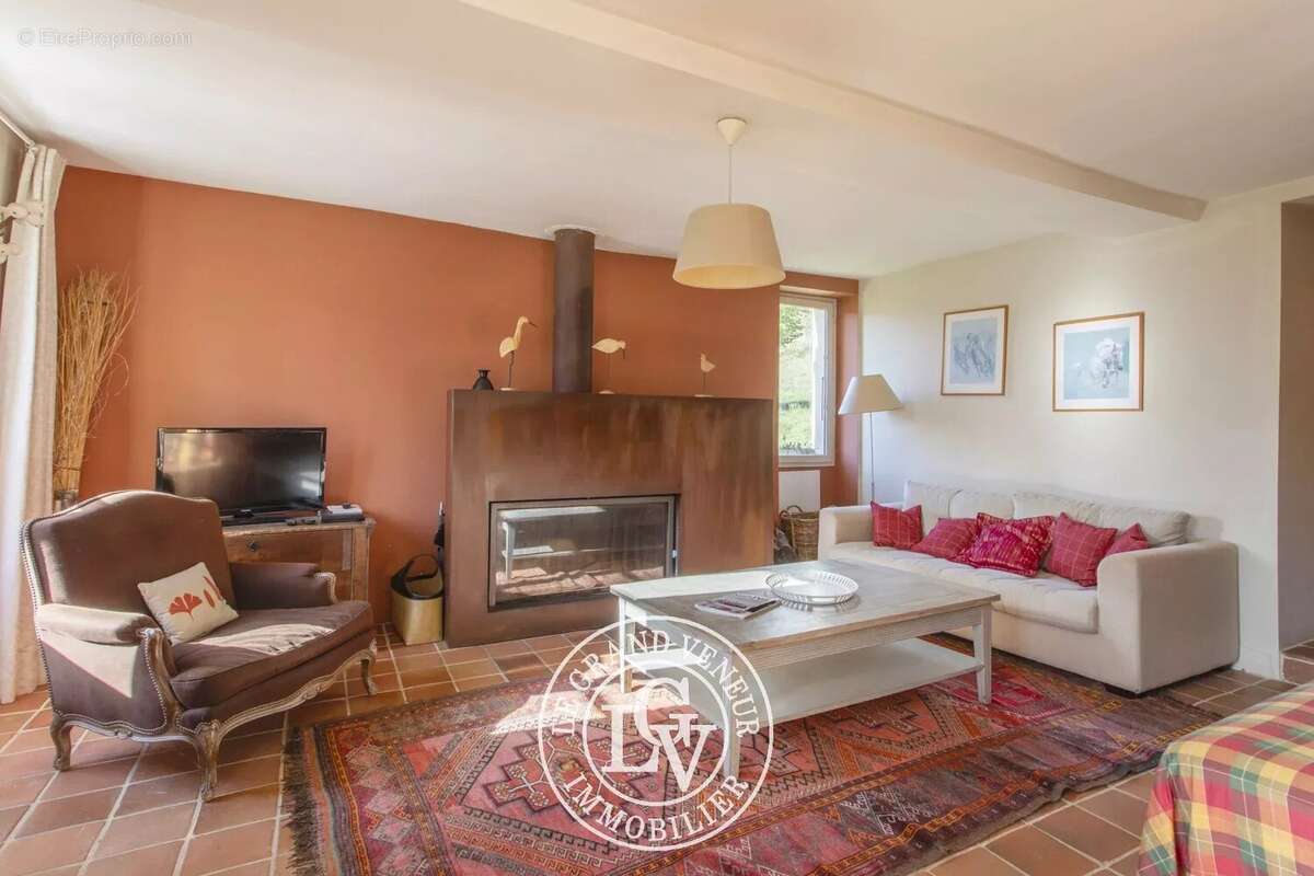 Maison à MORET-SUR-LOING