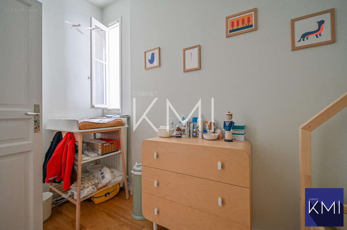 Appartement à PARIS-19E