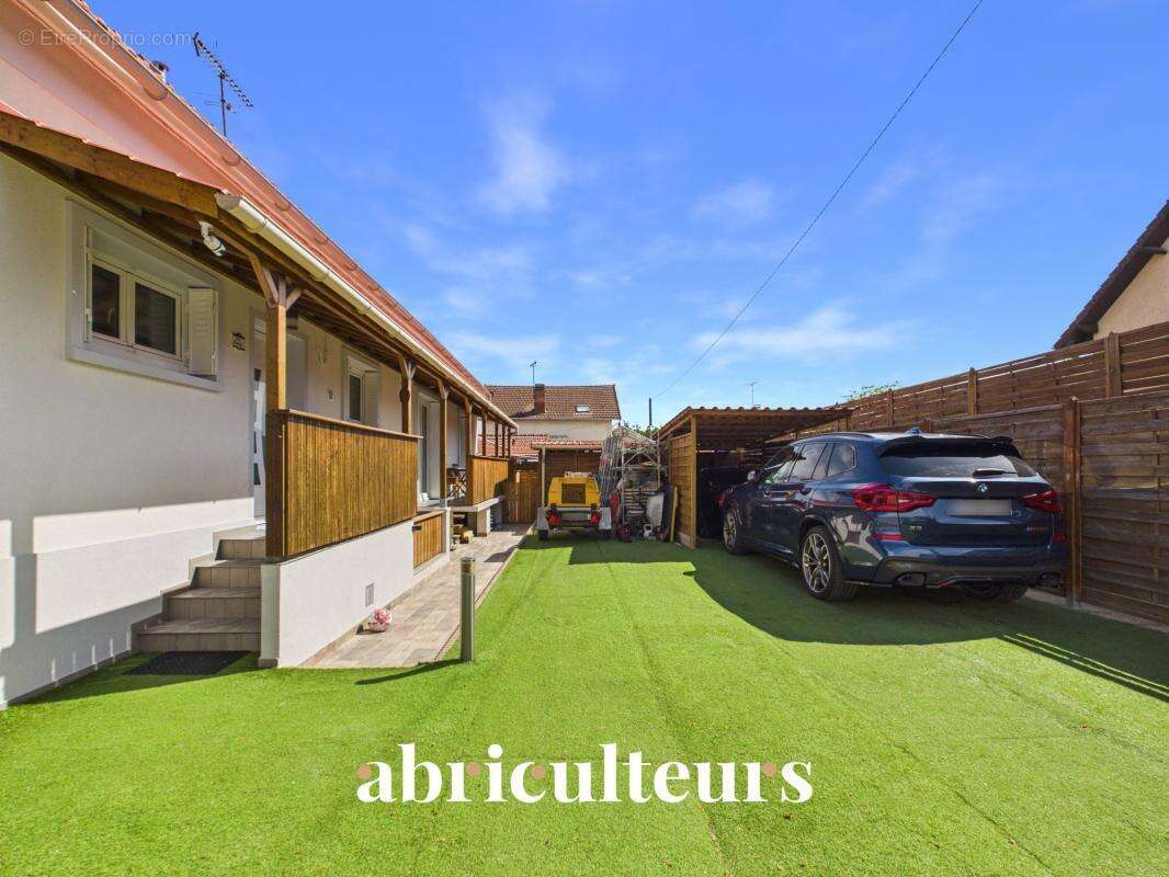 Maison avec dépendances habitables en vente à Bezons (95870) - photo 4