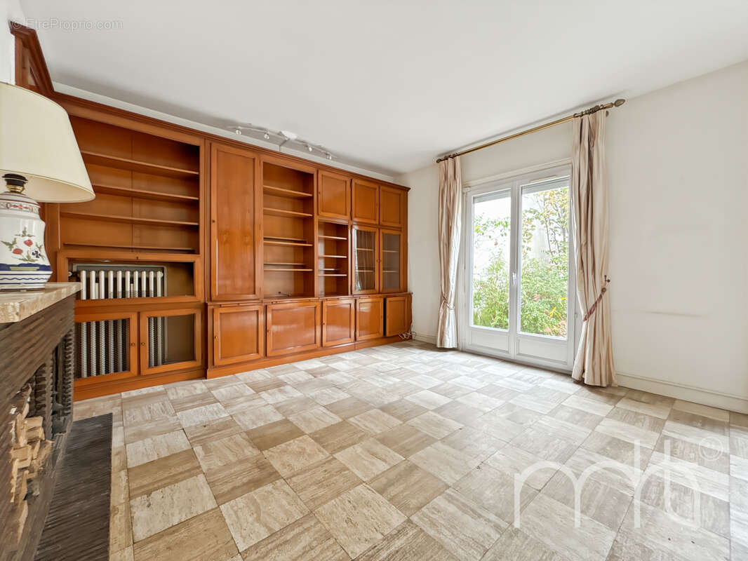 Maison à BOIS-COLOMBES