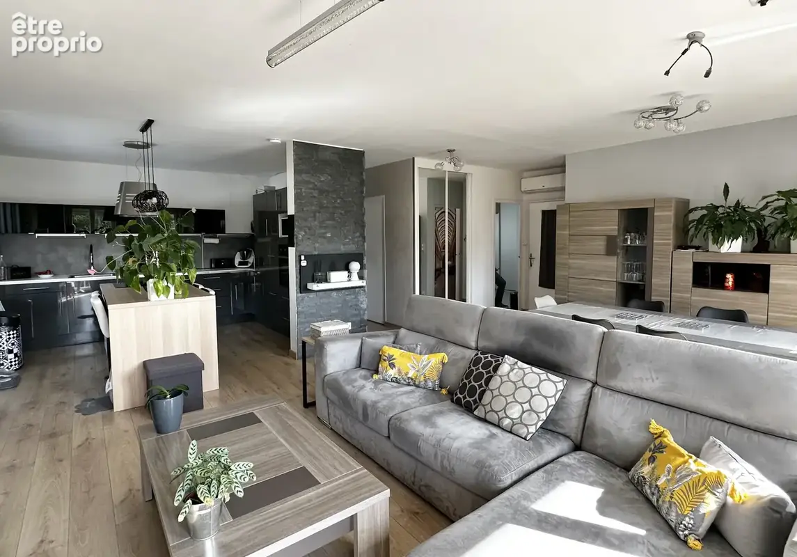 Exclu st-genis-les-ollieres maison renovee avec piscine - photo 7