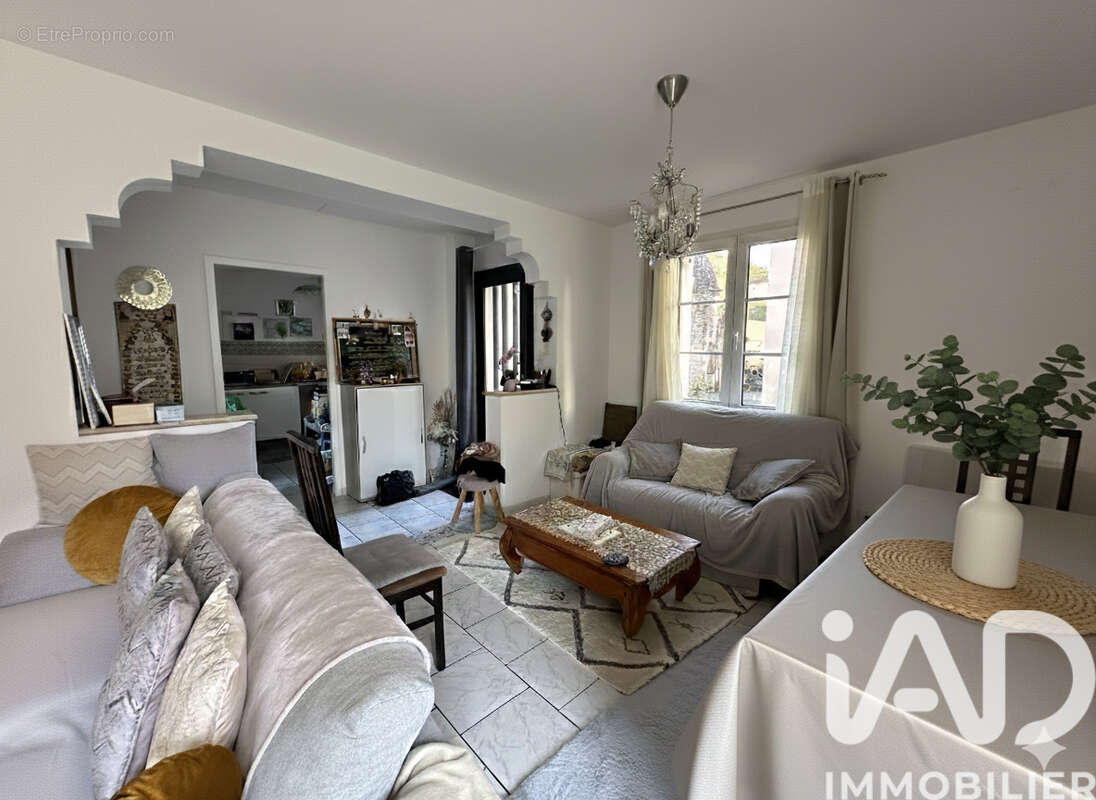 Photo 2 - Maison à CAHORS