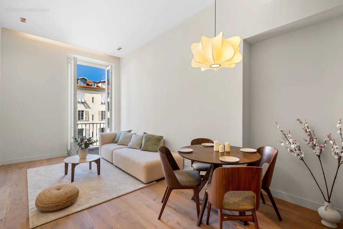 Appartement à NICE