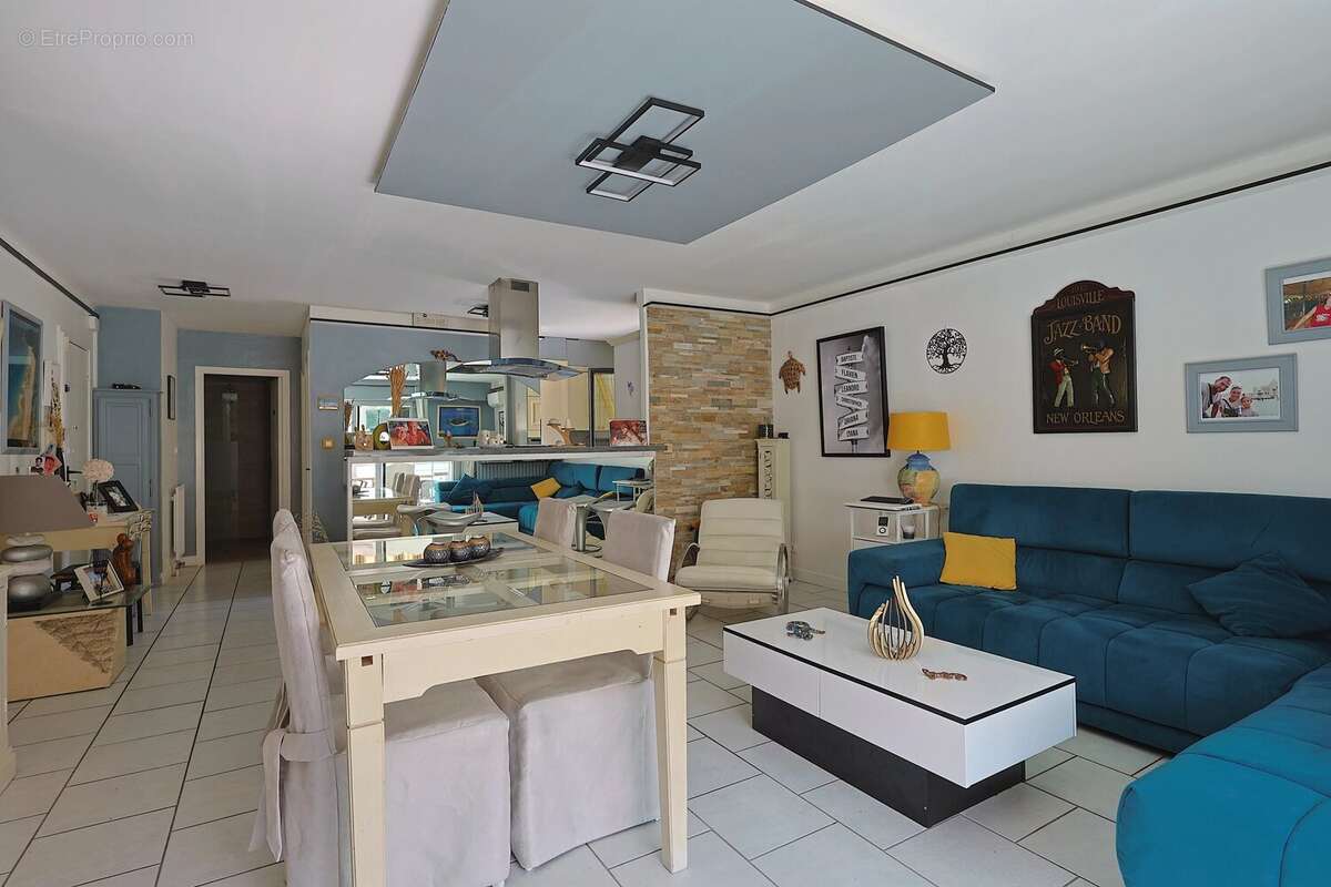 Appartement Vallauris 2 pièce(s) 55 m2 rez de jardin - photo 5