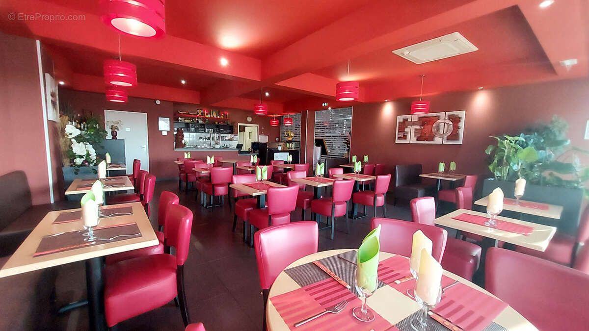 Commerce à SAVERDUN