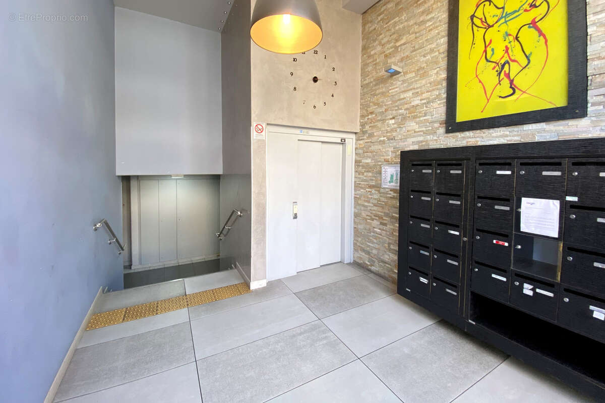 Appartement à MARSEILLE-15E