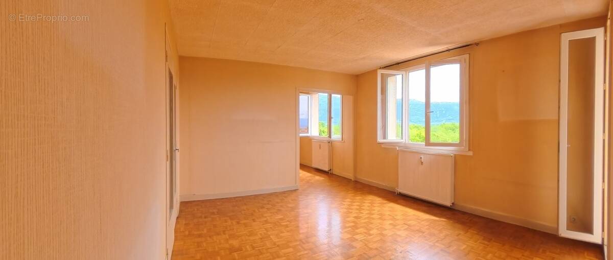 Appartement à SAINT-MARCELLIN