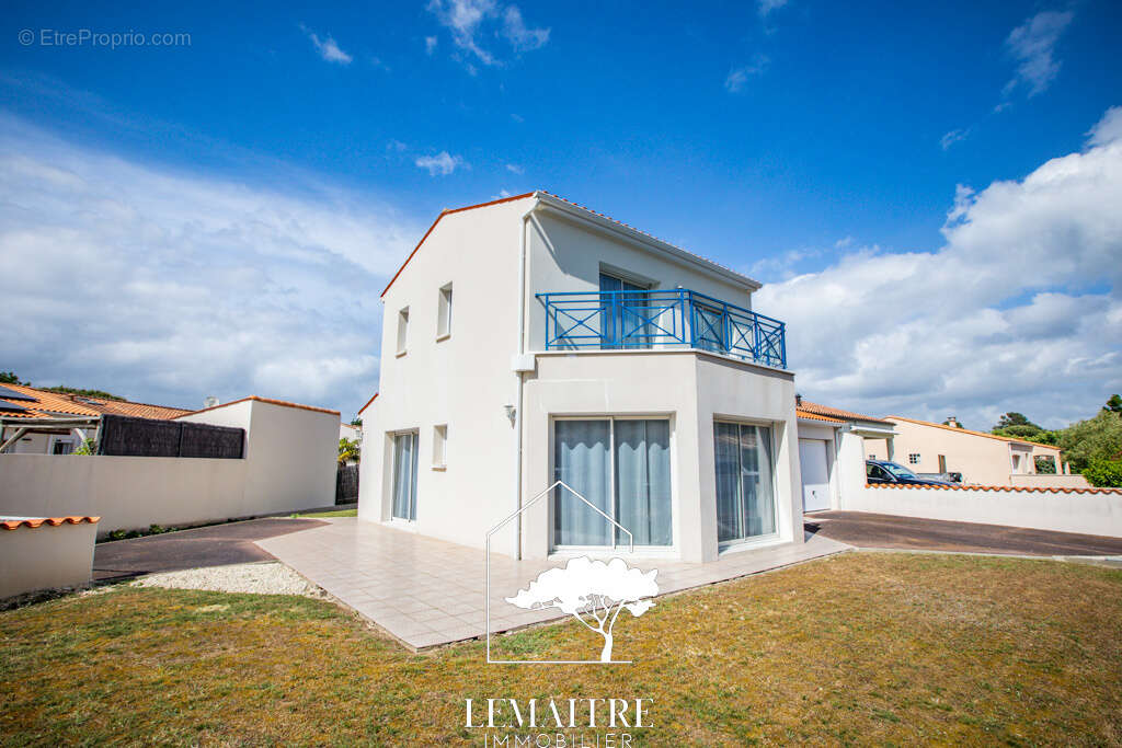 Maison à LES MATHES