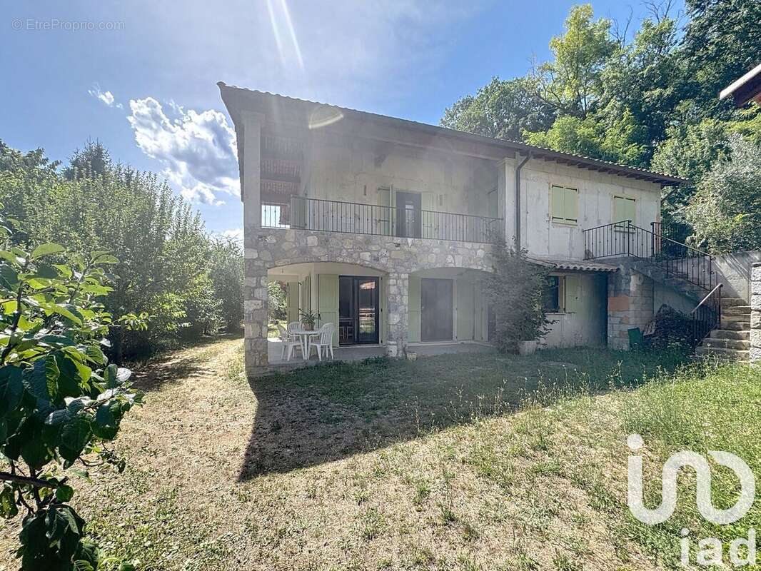 Maison 183 m² à La Bollene-Vesubie  - photo 2