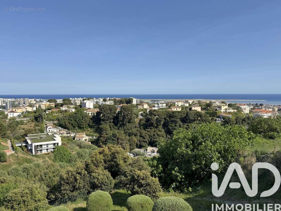 Appartement 69 m² à Saint-Laurent-Du-Var  - photo 6