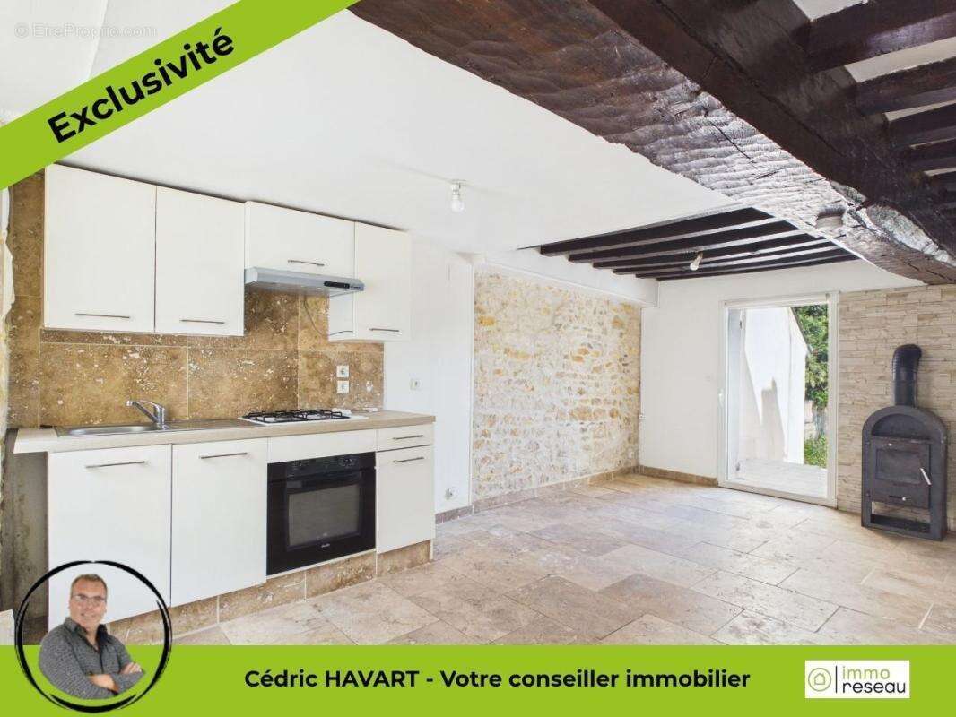 Maison à THENAY