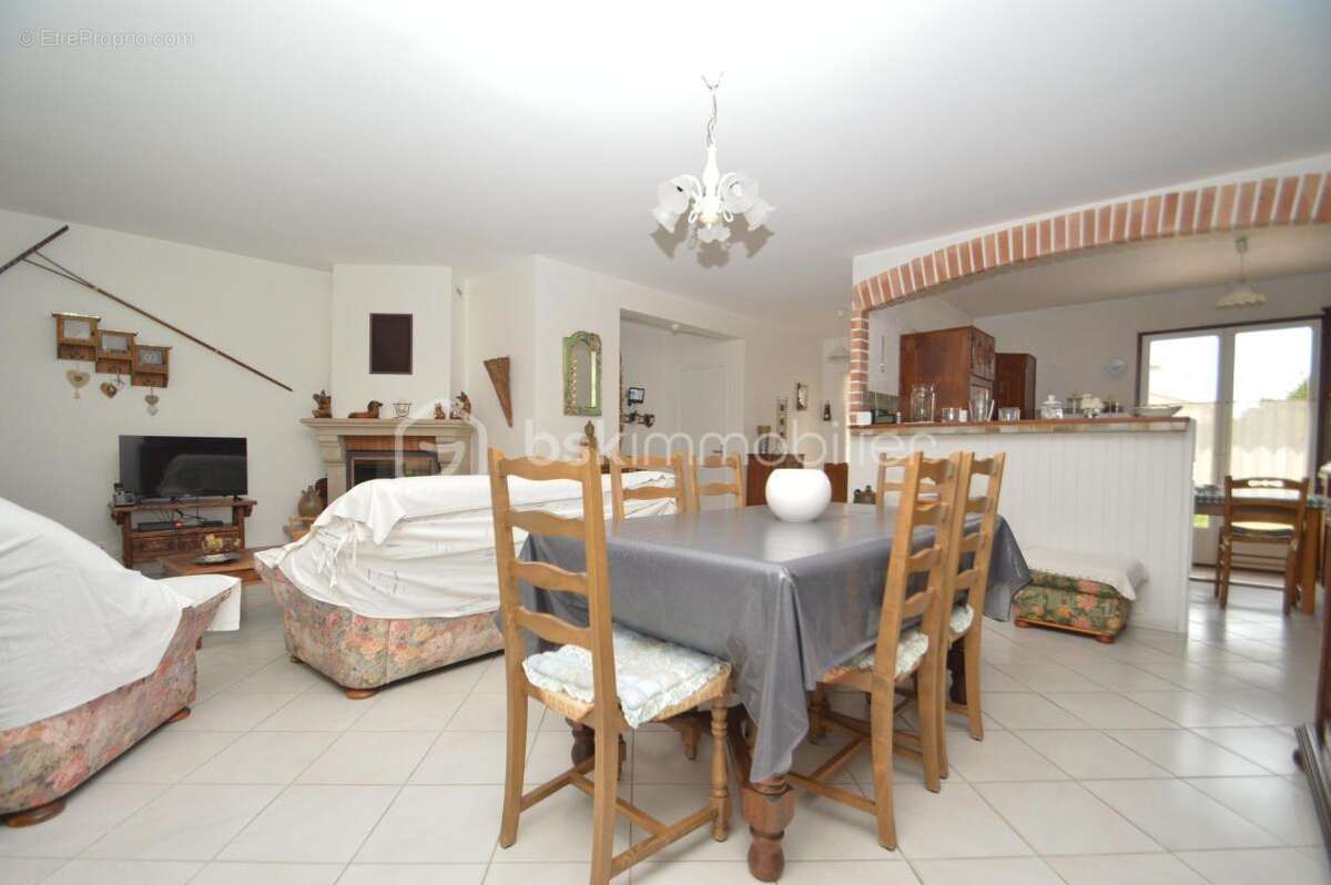 Villa T5 avec jardin, jaccuzi et appartement indépendant à l'étage - photo 4