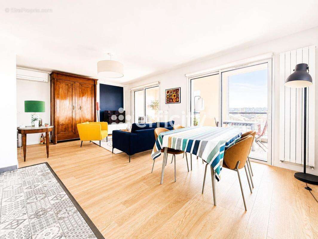 Appartement à BORDEAUX
